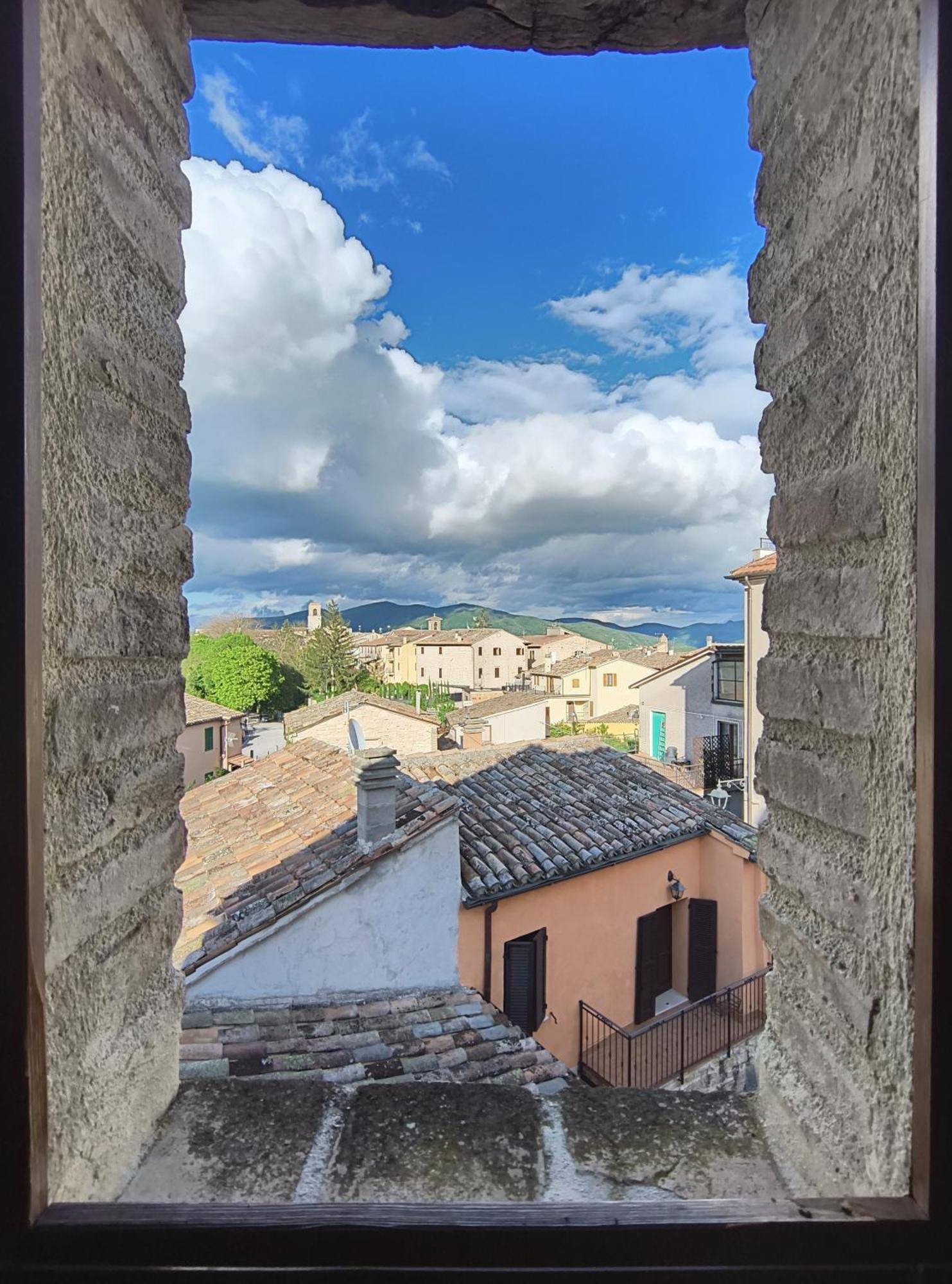 Degli Alessandri House Sassoferrato Exterior foto